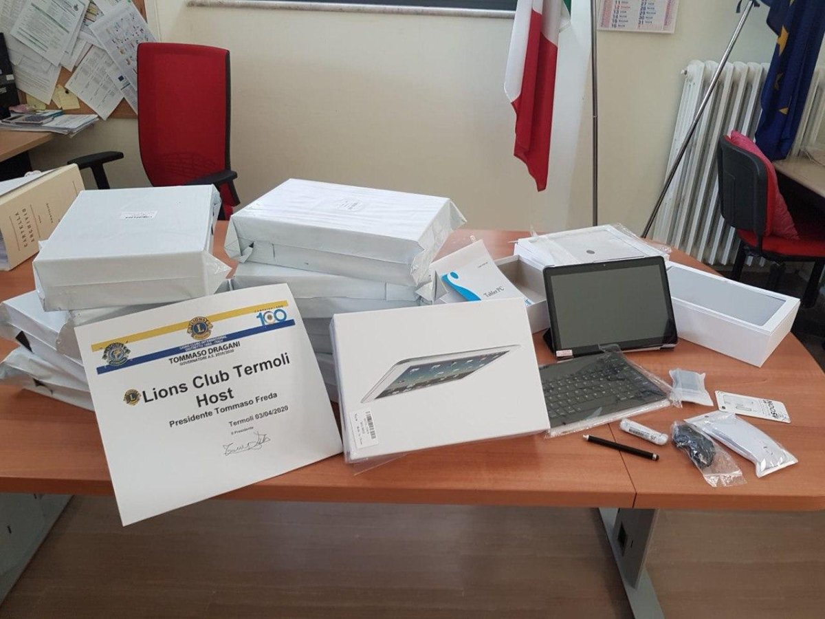 Service Donazione Tablet Bambini Principe di Piemonte